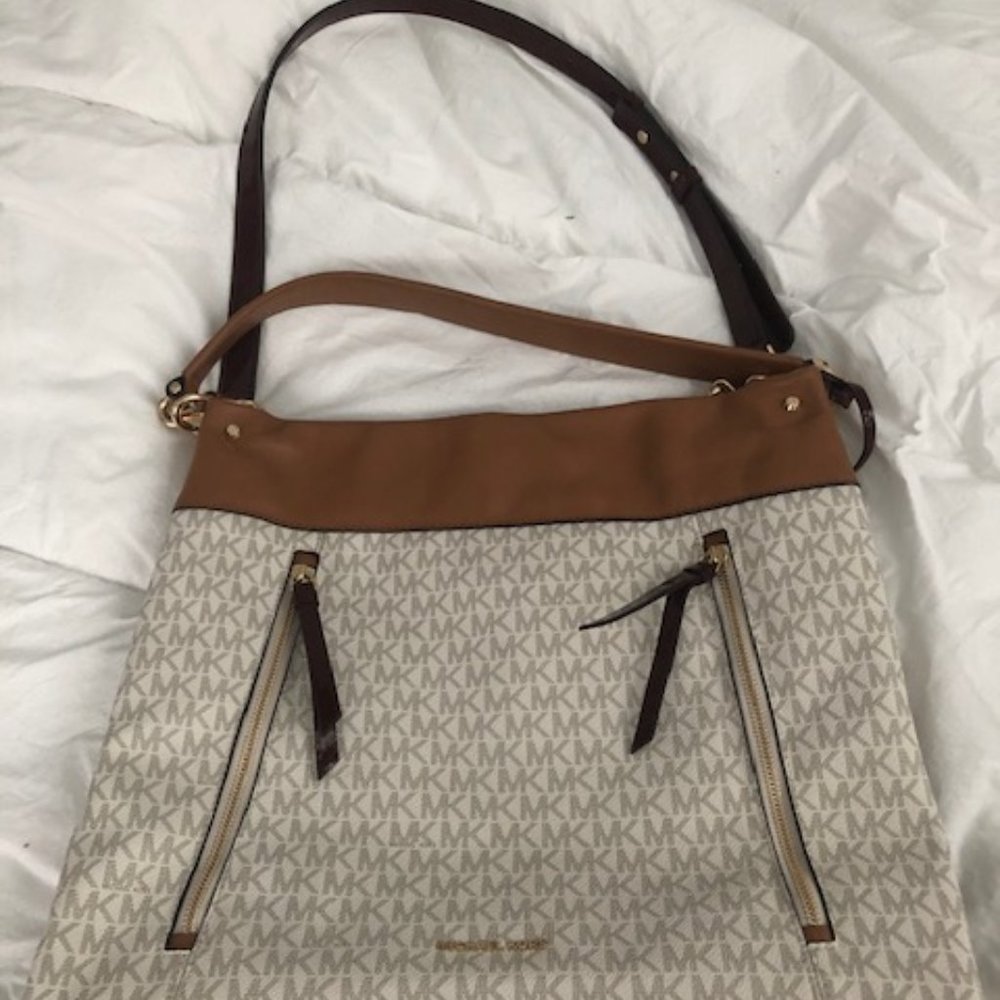 Top-Snap Tote Bag